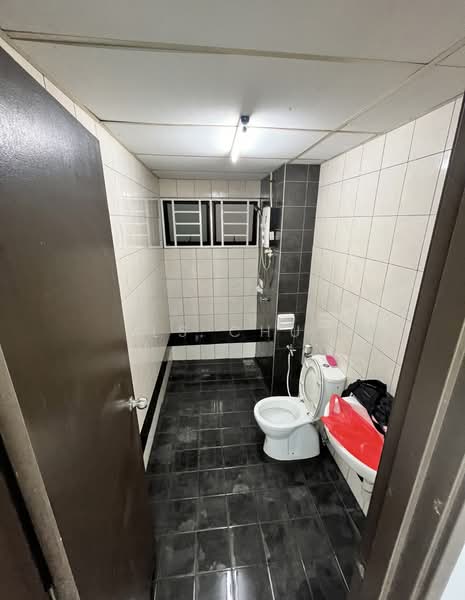 Kondominium untuk Disewa di Indah Alam (Subang Andaman) - LS Chu - Bathroom - PropertyGuru.com.my