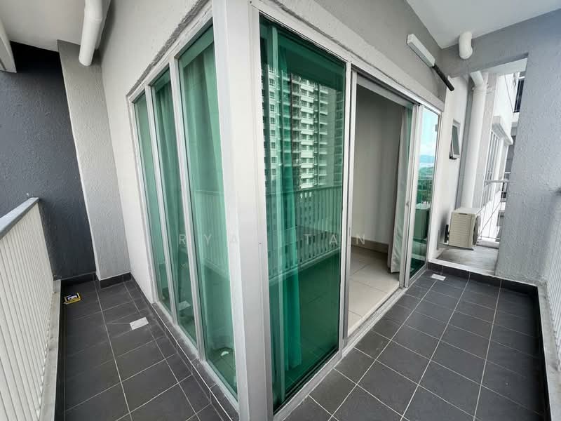 Service Residence for Sale at Serviced Residence @ Razak City Residences (RC Residences) - Ryan Tan - Balcony - PropertyGuru.com.my
