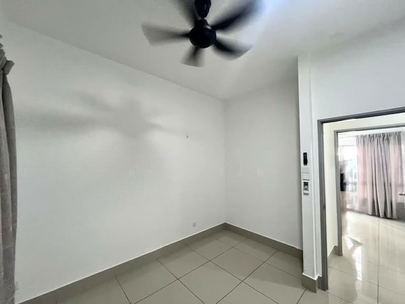 Service Residence for Sale at Serviced Residence @ Razak City Residences (RC Residences) - Ryan Tan - Interior - PropertyGuru.com.my