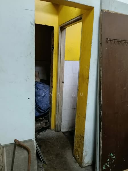 Shop for Sale in Taman Jaya Mas (Skudai) - JAN AU - Interior - PropertyGuru.com.my