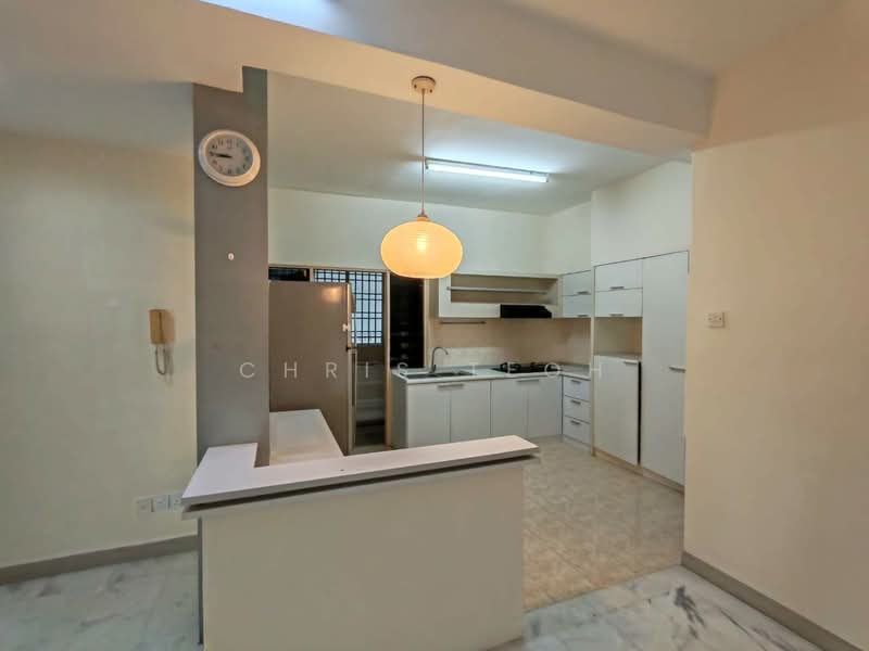 Condominium for Sale at Marina Bay Condominium - Chris Teoh - Kitchen - PropertyGuru.com.my