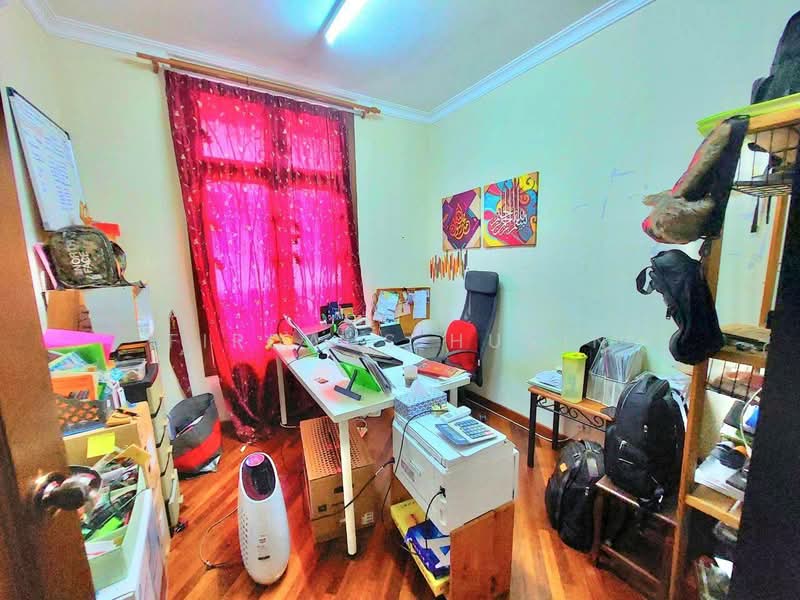 Rumah Banglo untuk Dijual di Taman Bunga Negara (Shah Alam) - Firdaus Husin - Study - PropertyGuru.com.my