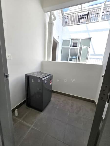 Condominium for Rent at MiNest Residence - Lex How - Balcony - PropertyGuru.com.my