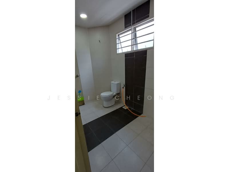 Rumah Teres 3 Tingkat untuk Dijual di Taman Sri Putra Mas (Sungai Buloh) - Jessie Cheong - PropertyGuru.com.my
