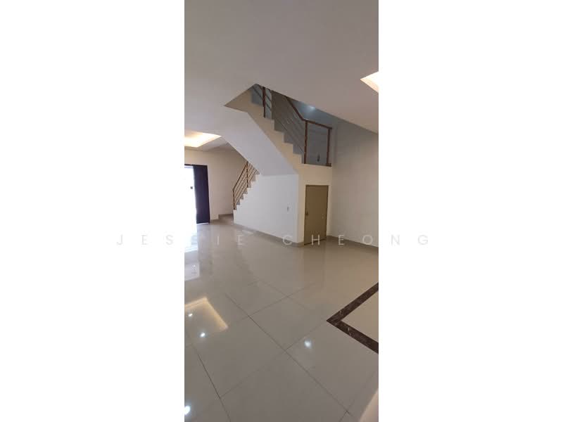 Rumah Teres 3 Tingkat untuk Dijual di Taman Sri Putra Mas (Sungai Buloh) - Jessie Cheong - PropertyGuru.com.my