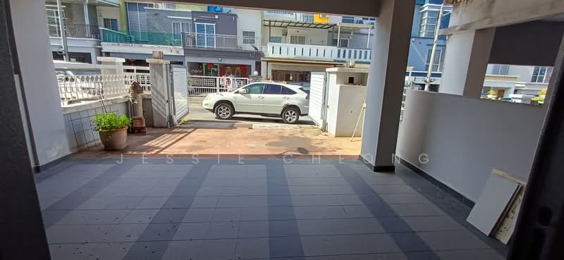 Rumah Teres 3 Tingkat untuk Dijual di Taman Sri Putra Mas (Sungai Buloh) - Jessie Cheong - PropertyGuru.com.my