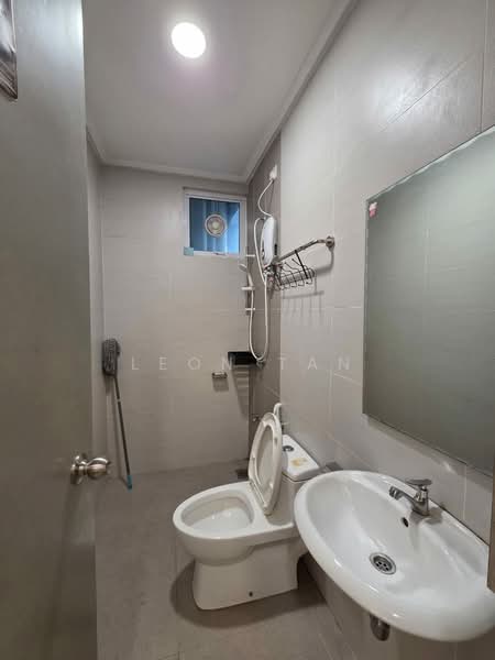 Apartment for Rent at Residensi PR1MA Premier Matang, Kuching, Sarawak - Leon Tan - Bathroom - PropertyGuru.com.my