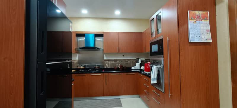 2.5-storey Terraced House for Sale in Taman Tun Hussein Onn (Perai) - Lilian Tan - Kitchen - PropertyGuru.com.my