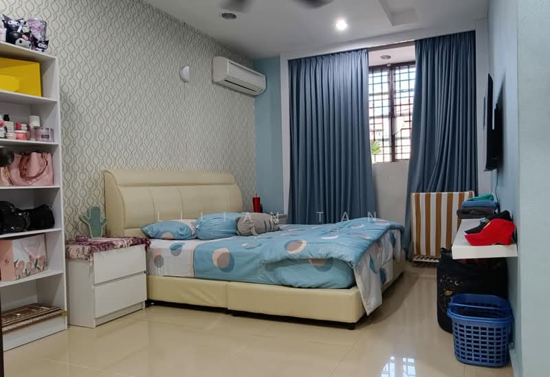 2.5-storey Terraced House for Sale in Taman Tun Hussein Onn (Perai) - Lilian Tan - Bedroom - PropertyGuru.com.my