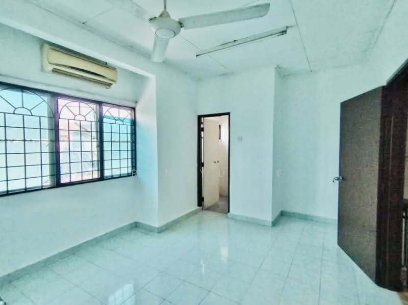 Rumah Teres 2 Tingkat untuk Disewa di Sungai Buloh (Selangor) - Erin Yusof - Interior - PropertyGuru.com.my