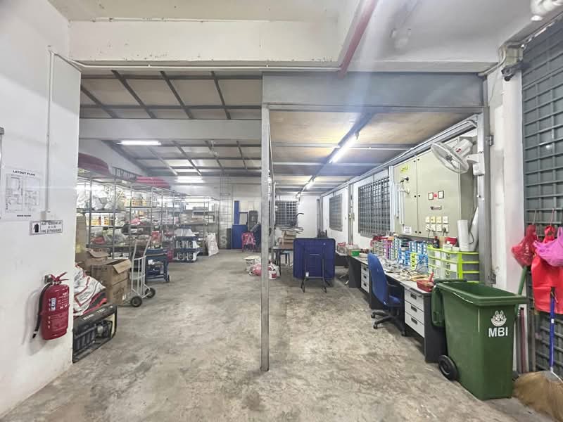 Gudang untuk Dijual di Kawasan Perindustrian Pengkalan (Lahat) - Sam . - Interior - PropertyGuru.com.my