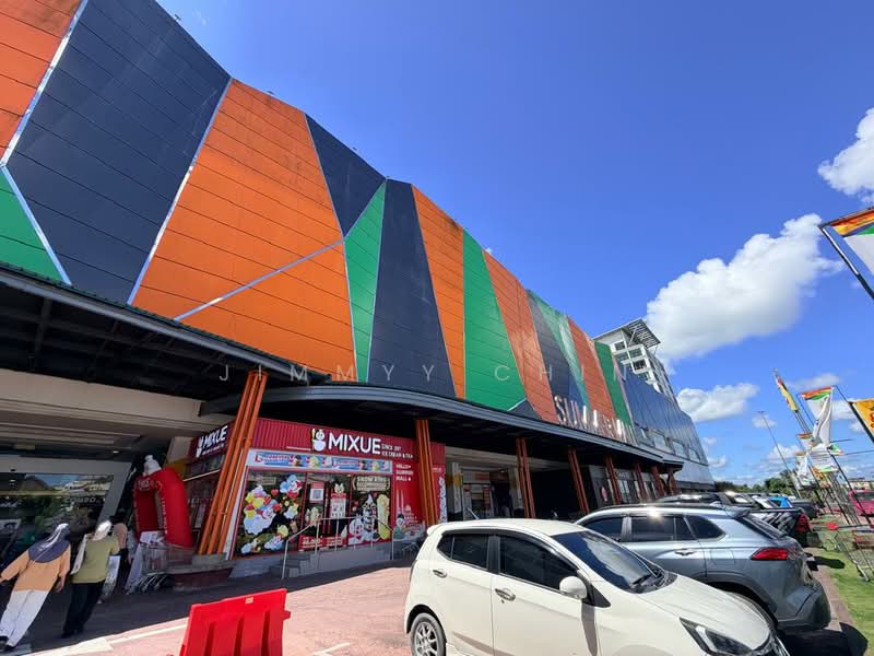 Shop for Sale in Kuching (Sarawak) - Jimmyy Chin - Exterior - PropertyGuru.com.my