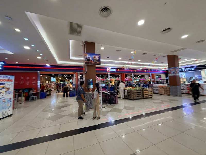 Shop for Sale in Kuching (Sarawak) - Jimmyy Chin - Interior - PropertyGuru.com.my