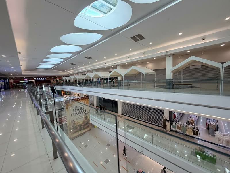 Shop for Sale in Kuching (Sarawak) - Jimmyy Chin - Interior - PropertyGuru.com.my