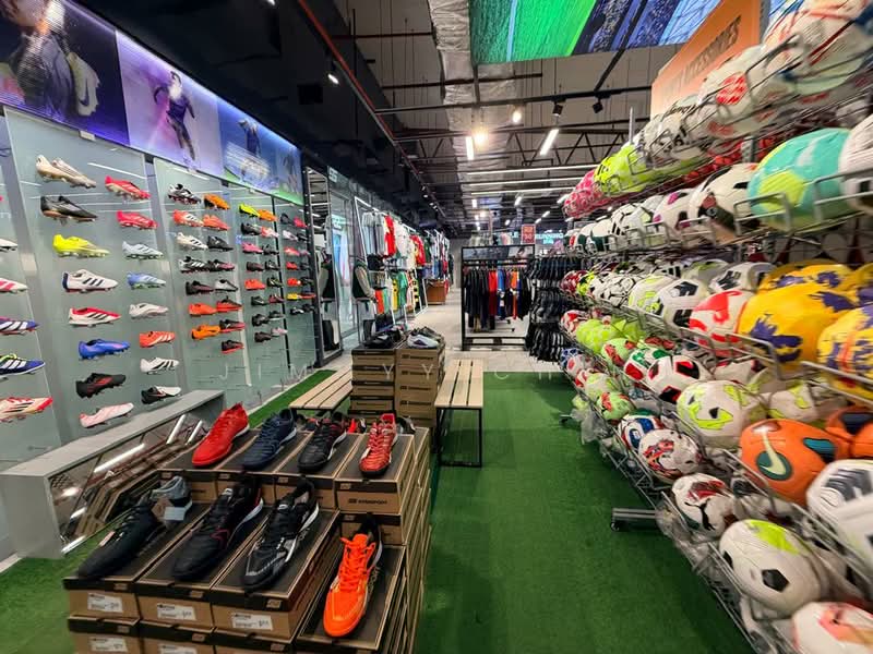 Shop for Sale in Kuching (Sarawak) - Jimmyy Chin - PropertyGuru.com.my