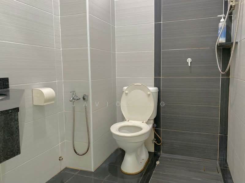 Condominium for Rent at The Oasis - Javios Ng - Bathroom - PropertyGuru.com.my