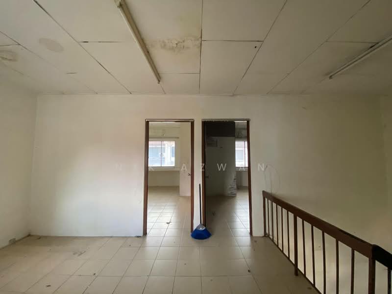 2-storey Terraced House for Sale in Seksyen 4 (Shah Alam) - NIK AZWAN - Interior - PropertyGuru.com.my