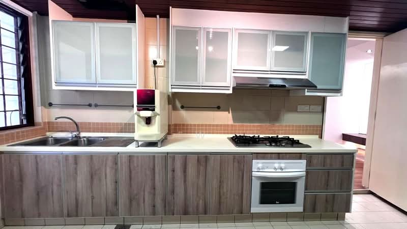 Kondominium untuk Disewa di Fernlea Court - Kew . - PropertyGuru.com.my