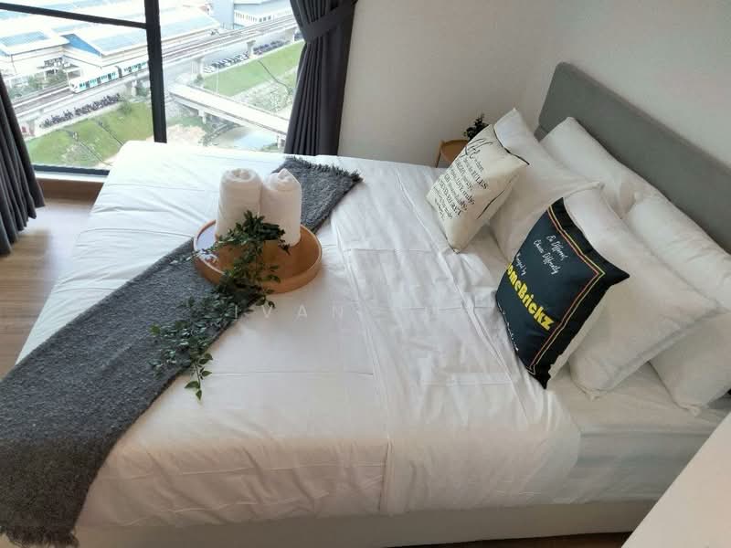 Servis Apartment untuk Disewa di AraTre' Residences - Ivan Lum - Bedroom - PropertyGuru.com.my