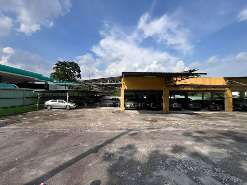 Commercial Bungalow for Rent in Seksyen 52 (Petaling Jaya) - Jayden Heng - Exterior - PropertyGuru.com.my