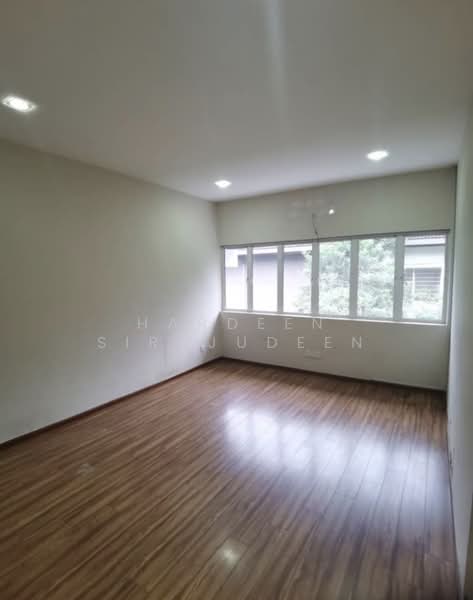 Rumah Berkembar untuk Dijual di Bangsar (Kuala Lumpur) - Hardeen Sirajudeen - Room - PropertyGuru.com.my