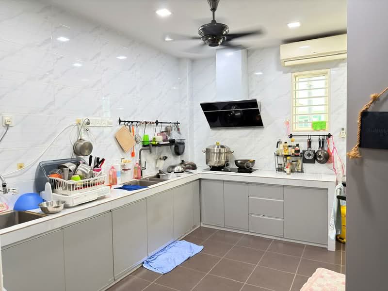 Rumah Teres untuk Dijual di Taman Fadason (Kepong) - Steve Soon - Kitchen - PropertyGuru.com.my