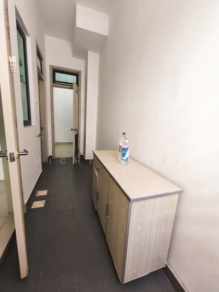 Semi-Detached House for Rent in Telok Panglima Garang (Selangor) - Michelle Lee - Corridor - PropertyGuru.com.my