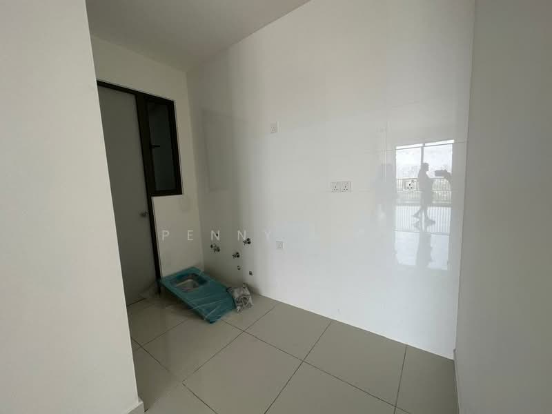 Service Residence for Sale at KL Traders Square - Penny Ang - Kitchen - PropertyGuru.com.my