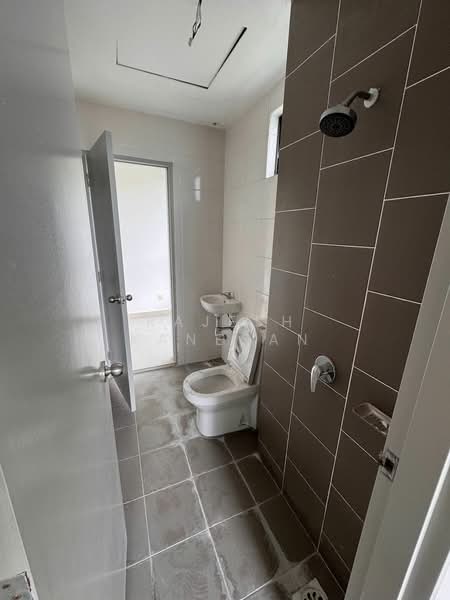 Condominium for Sale at Legendview - Rajesh Kanesan - Bathroom - PropertyGuru.com.my