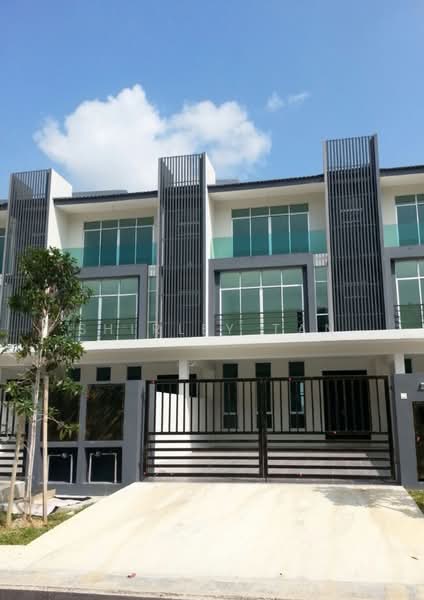 Rumah Teres 3 Tingkat untuk Dijual di Bangi (Selangor) - Shirley Tan - Exterior - PropertyGuru.com.my