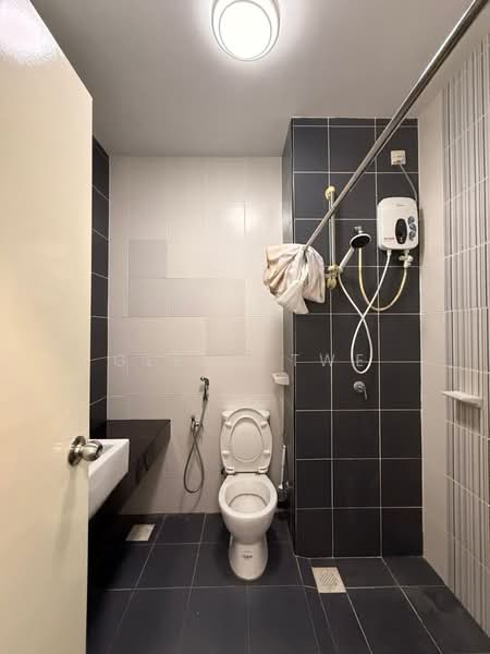 Condominium for Rent at Iskandar Residences - Glenn Twe - PropertyGuru.com.my