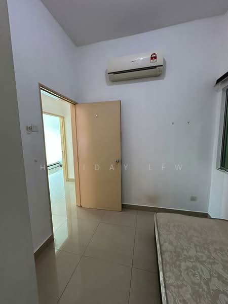 Service Residence for Sale at Connaught Avenue - Holiday Lew - Interior - PropertyGuru.com.my