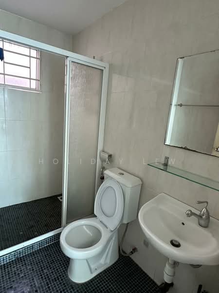 Service Residence for Sale at Connaught Avenue - Holiday Lew - Bathroom - PropertyGuru.com.my