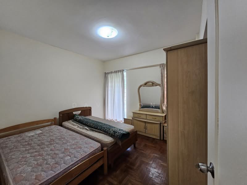 Condominium for Sale at Petrie Condominium - David Ong - Bedroom - PropertyGuru.com.my