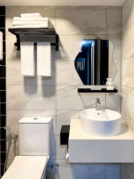 Servis Apartment untuk Disewa di Arte Cheras - Denver Sin - Bathroom - PropertyGuru.com.my