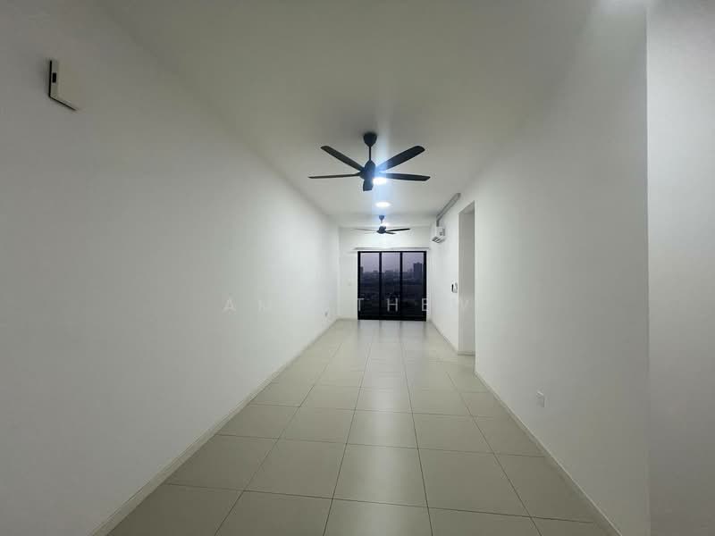 Condominium for Rent at Vierra Residence - Amy Thew - Corridor - PropertyGuru.com.my
