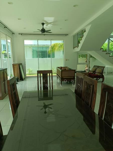 Rumah Berkembar untuk Dijual di Seremban (Negeri Sembilan) - Sharon Jacinta Mary Pinto - Dining Room - PropertyGuru.com.my