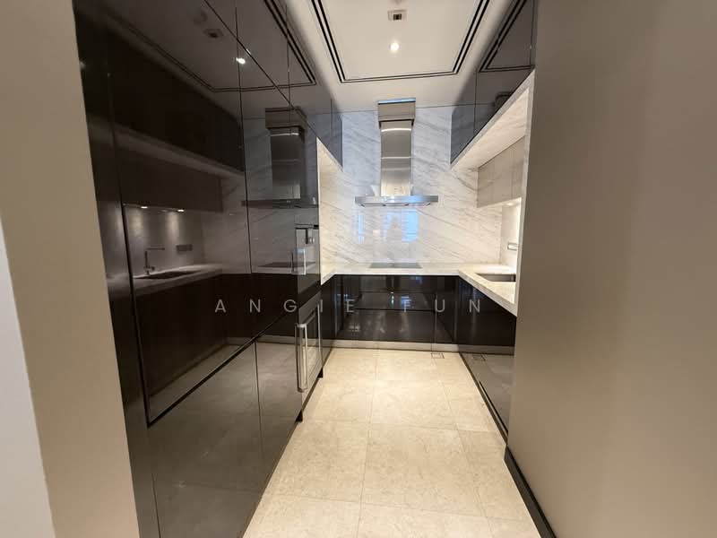 Servis Apartment untuk Disewa di The Ritz-Carlton Residences - Angie Fun - Kitchen - PropertyGuru.com.my