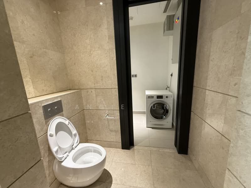 Servis Apartment untuk Disewa di The Ritz-Carlton Residences - Angie Fun - Bathroom - PropertyGuru.com.my