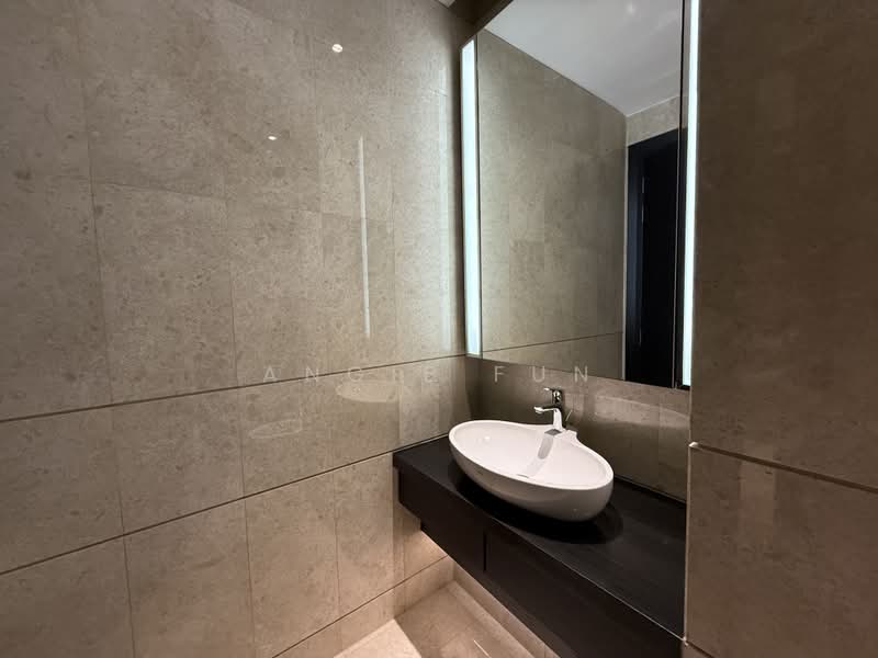 Servis Apartment untuk Disewa di The Ritz-Carlton Residences - Angie Fun - Bathroom - PropertyGuru.com.my