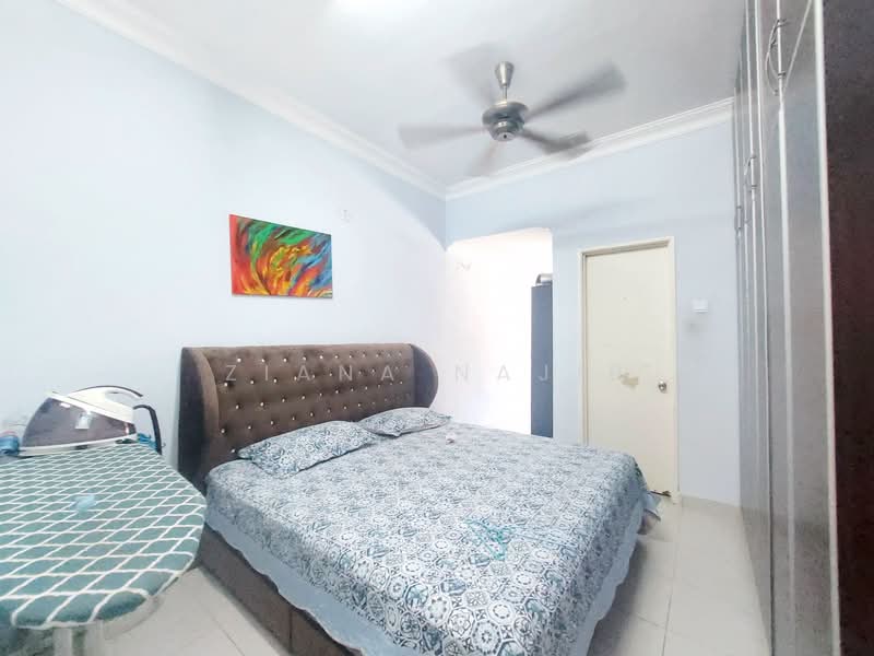 2-storey Terraced House for Rent in Sungai Buloh (Selangor) - Ziana Najib - Bedroom - PropertyGuru.com.my