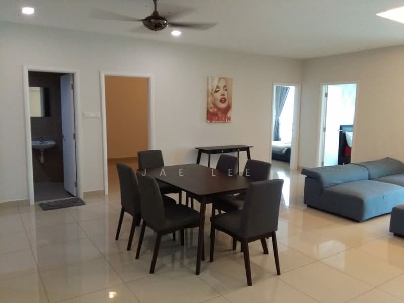 Servis Apartment untuk Disewa di Summerton - Jae Lee - Living Room - PropertyGuru.com.my