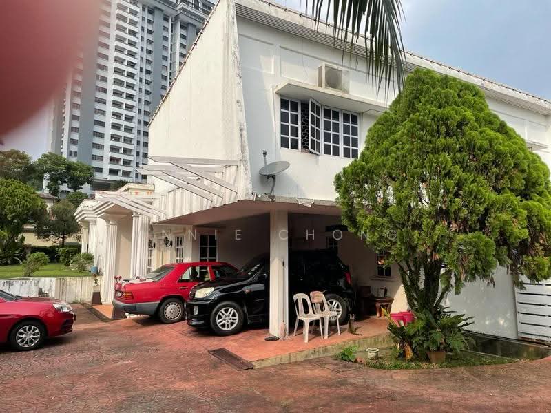 Bungalow House for Sale in Seksyen 16 (Petaling Jaya) - Annie Chong - Exterior - PropertyGuru.com.my