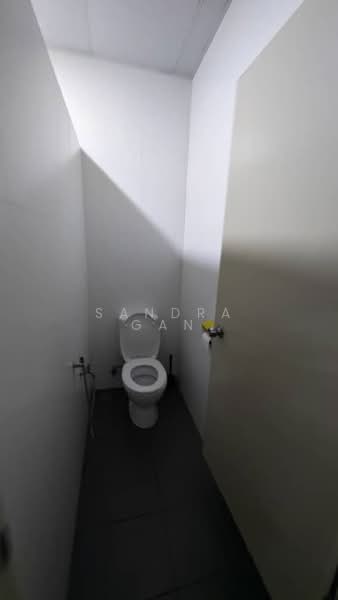 Kedai / Pejabat untuk Disewa di Johor Bahru (Johor) - Sandra Gan - Bathroom - PropertyGuru.com.my