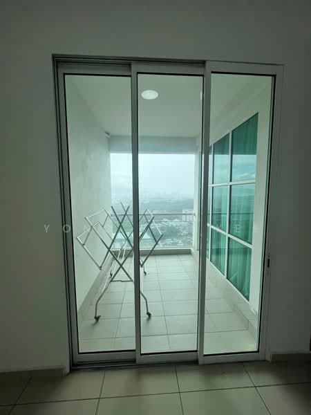 Kondominium untuk Disewa di EXO Residences - Yong Soo Kee - Balcony - PropertyGuru.com.my