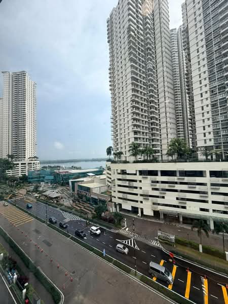 Condominium for Sale at Amberside @ Country Garden Danga Bay - Eddie Chan - Exterior - PropertyGuru.com.my