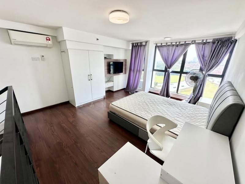 Kediaman Servis untuk Dijual di Subang Soho (One Soho) - Sand Yip - Bedroom - PropertyGuru.com.my