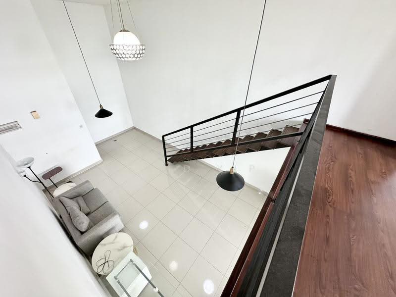 Kediaman Servis untuk Dijual di Subang Soho (One Soho) - Sand Yip - Living Room - PropertyGuru.com.my