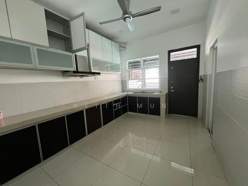 Rumah Banglo untuk Dijual di Selayang (Selangor) - Keith Mun - Kitchen - PropertyGuru.com.my