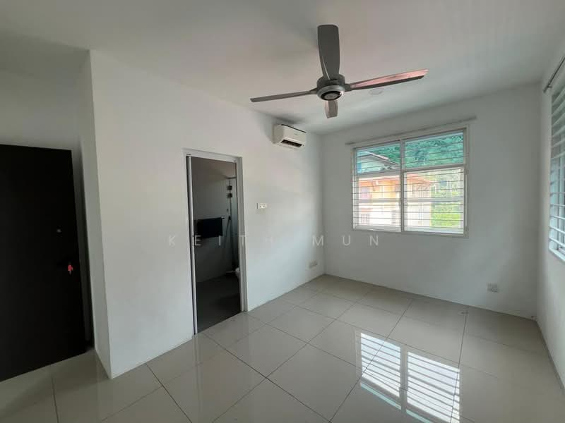 Rumah Banglo untuk Dijual di Selayang (Selangor) - Keith Mun - Bedroom - PropertyGuru.com.my